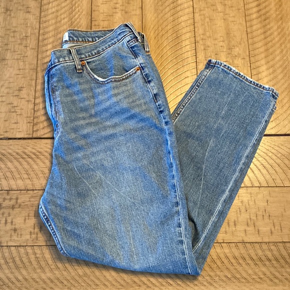 Abercrombie & Fitch Denim - Abercrombie & Fitch Women’s Jeans size 33 90s Slim Straight Ultra high rise